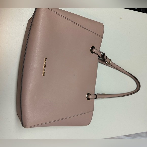 Michael Kors MK Saffiano Leather Tote in Dark Fawn Color RARE FIND! - Picture 4 of 15